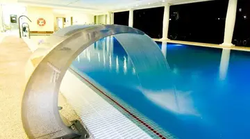 Hotel Monarque Cendrillon