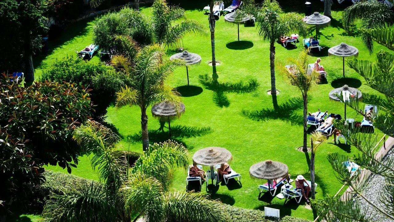 Hotel Monarque Cendrillon