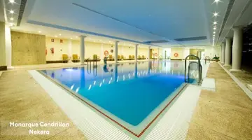 Hotel Monarque Cendrillón