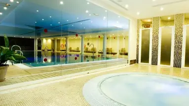 Hotel Monarque Cendrillon