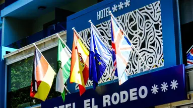 HOTEL MONARQUE EL RODEO