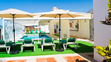 HOTEL MONARQUE EL RODEO
