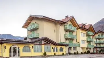 Hotel Monclassico & Hotel