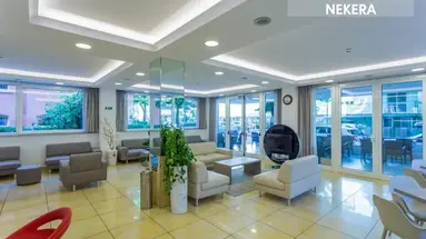 Hotel Monica