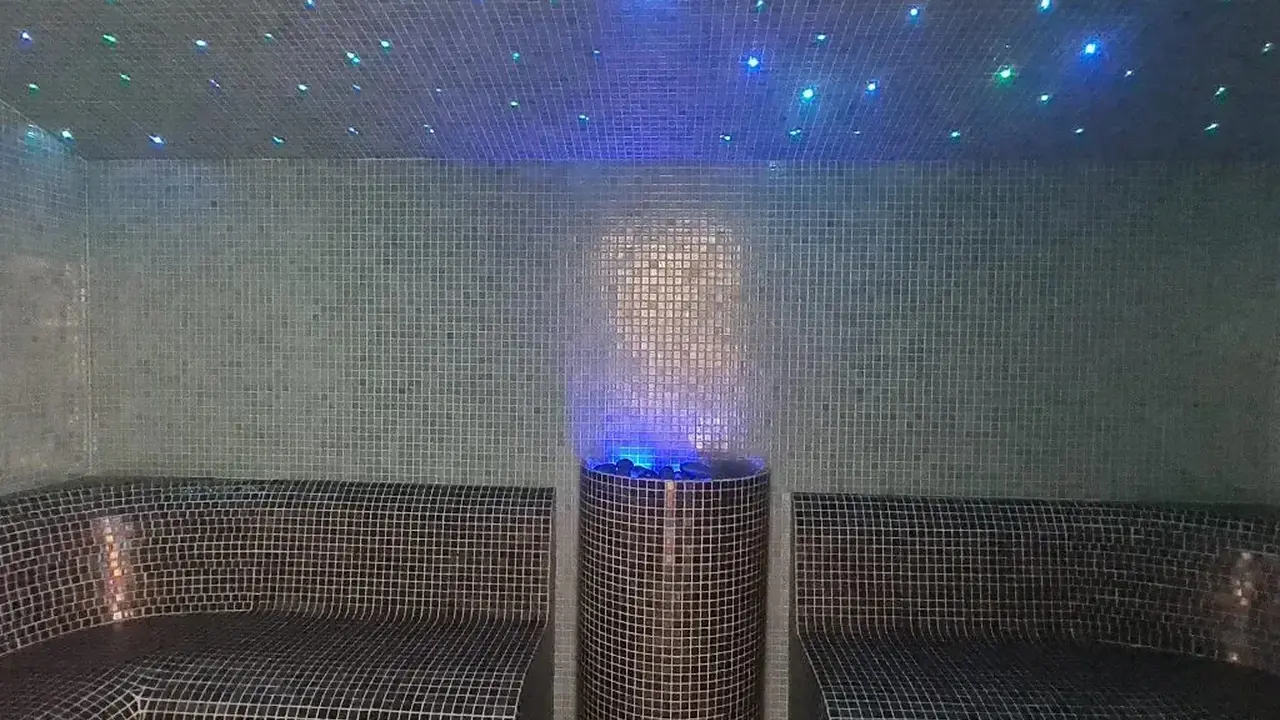 HOTEL MONTENEGRINA