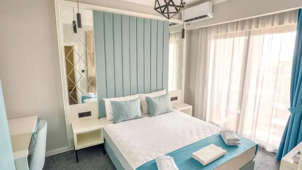 HOTEL MONTENEGRINA