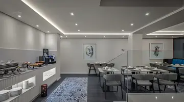 Hotel Moon & Sun Porto