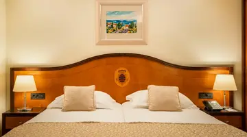 Hotel More