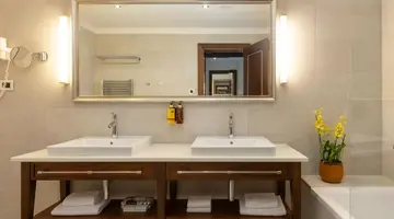 Hotel More