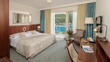 Hotel More