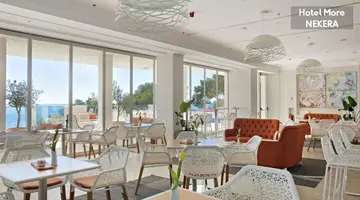Hotel More
