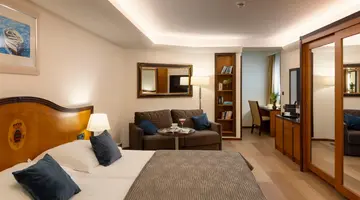 Hotel More