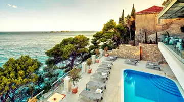 Hotel More