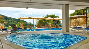 Hotel More