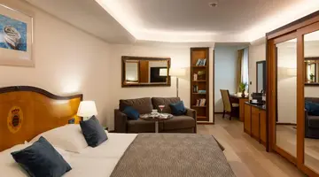 Hotel More