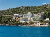 Hotel More