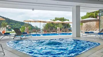 Hotel More
