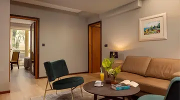 Hotel More