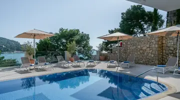 Hotel More