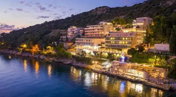 Hotel More