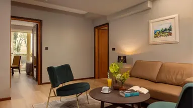 Hotel More