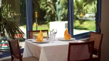HOTEL MS MAESTRANZA