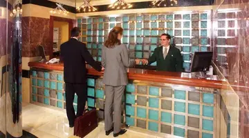 HOTEL MS MAESTRANZA