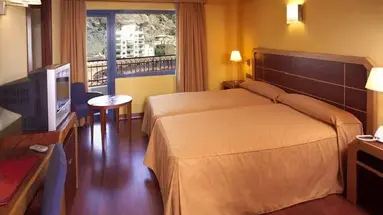 HOTEL MS MAESTRANZA