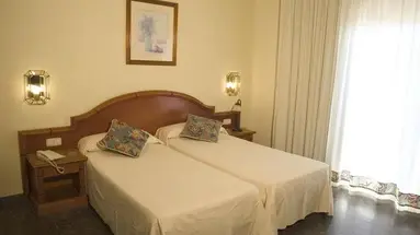 HOTEL MS TROPICANA