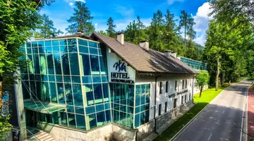 Hotel Murowanica