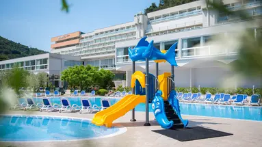 HOTEL NARCIS****