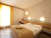 HOTEL NARCIS****