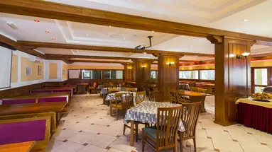HOTEL NARCIS****