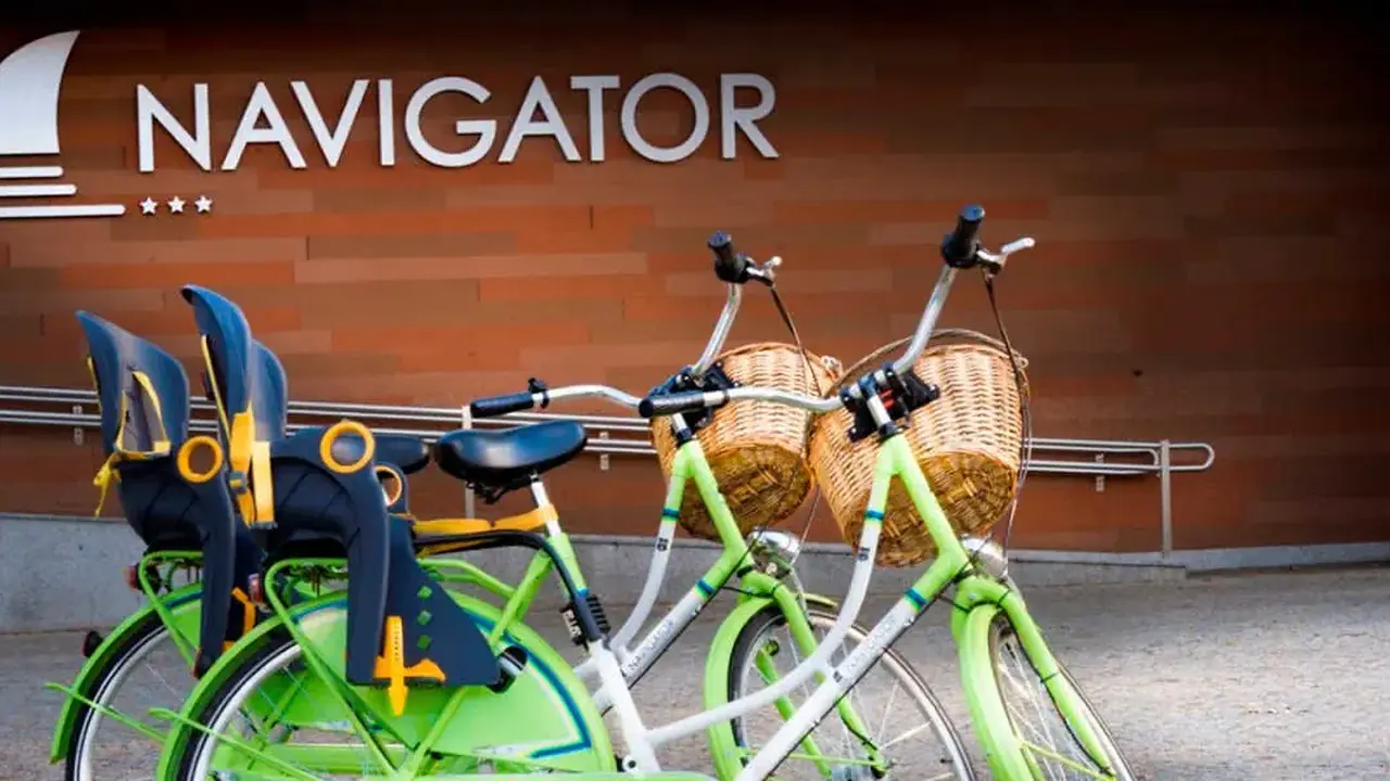 Hotel Navigator