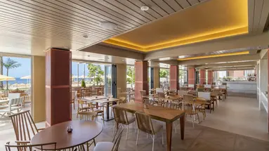 Hotel Next