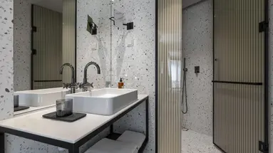 Hotel Next