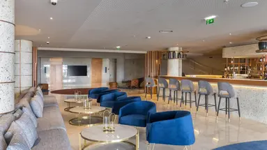 Hotel Next