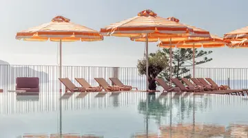 Hotel Next