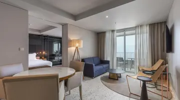 Hotel Next