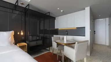 Hotel Next