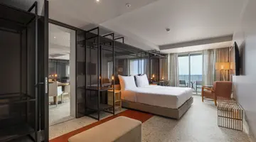 Hotel Next