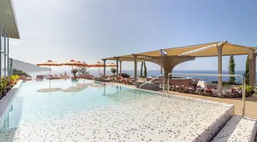 Hotel Next