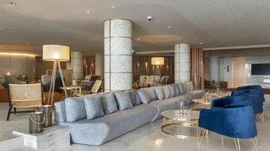 Hotel Next