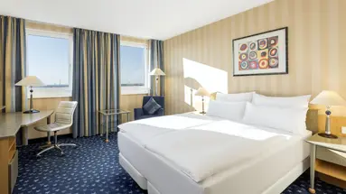 Hotel NH Danube City