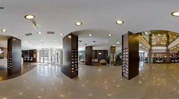 Hotel NH Danube City