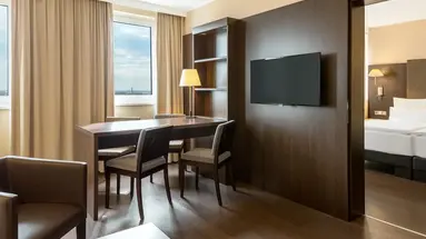 Hotel NH Danube City