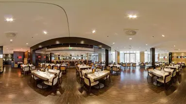 Hotel NH Danube City