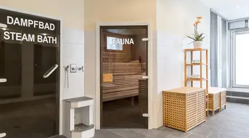Hotel NH Danube City