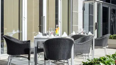 Hotel NH Danube City