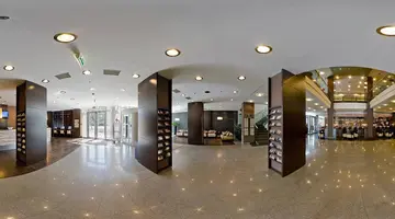Hotel NH Danube City